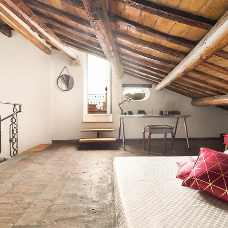 Rooftop Campo Dei Fiori Apartment Rom