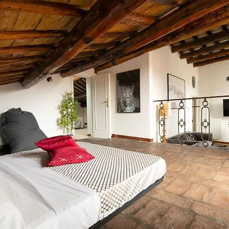 アパート Rooftop Campo Dei Fiori ローマ