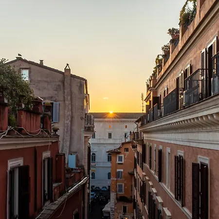 Rooftop Campo Dei Fiori Apartamento *