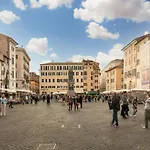 Rooftop Campo Dei Fiori Apartment *